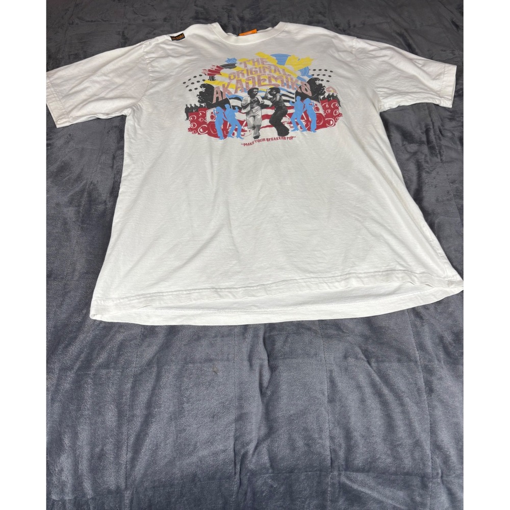 Vintage Akademiks T Shirt Mens XL The Original Make Your Speakers‎ Pop Hip Hop